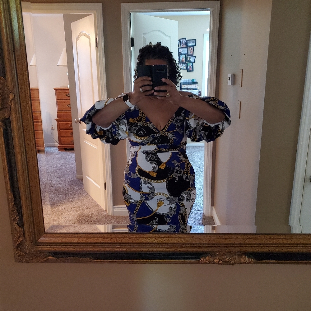 Dress - Picture 7 of 10